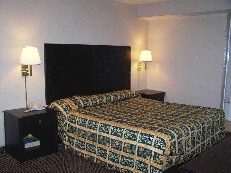 Super 8 By Wyndham San Antonio Pearl District Downtown Motel Eksteriør bilde