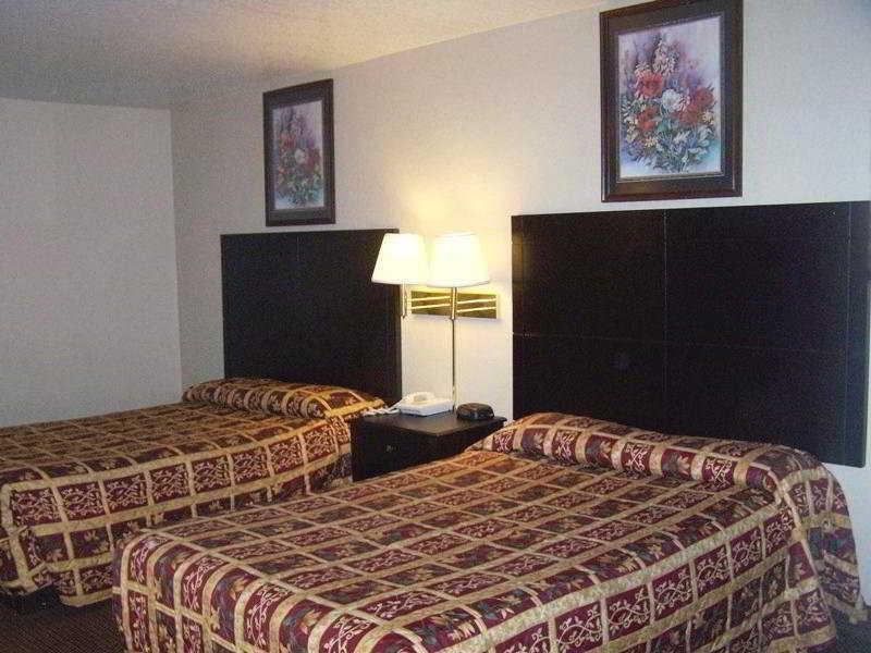 Super 8 By Wyndham San Antonio Pearl District Downtown Motel Eksteriør bilde